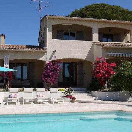 Grand Appartement Dans Maison Avec Piscine Privee Fréjus Exterior foto